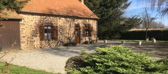 Charming Country House with Garden, Terrace, Petanque & Fireplace Near Vernie