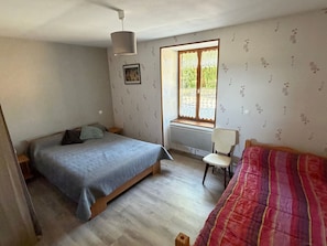 2 bedrooms, free WiFi