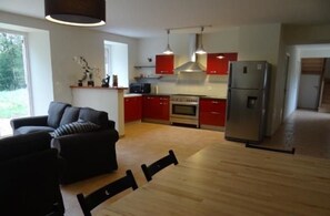 Køleskab, mikrobølgeovn, ovn, opvaskemaskine