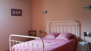 2 slaapkamers, gratis wifi, beddengoed