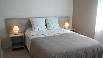 5 間睡房、免費 Wi-Fi、床單