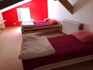 7 bedrooms, free WiFi