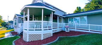 Entire Apt * Blue Bridge * Brunet Island State Park * Ice Age Trail * 