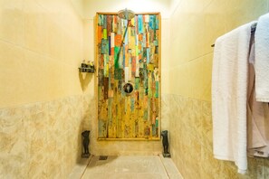 Villa, 2 Bedrooms | Bathroom shower