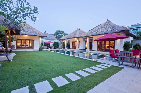 숙박 시설 정면