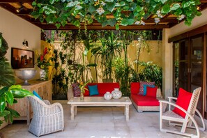 Villa, 4 Bedrooms | Living room | LCD TV, DVD player - Villa Intan (Seminyak)