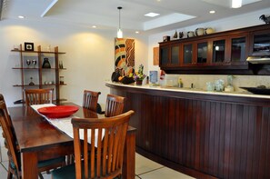 Villa, 3 Bedrooms | Private kitchenette | Full-size fridge, microwave, stovetop, electric kettle - Villa Ginger (Seminyak)