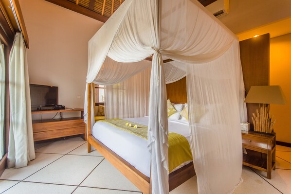 Villa, 6 Bedrooms | 6 bedrooms, free WiFi, bed sheets