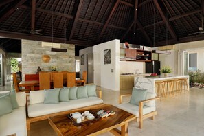 5 Bedroom Pool Villa | Living area | LCD TV