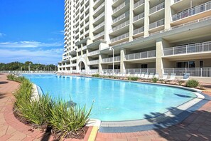 Beheizter Pool