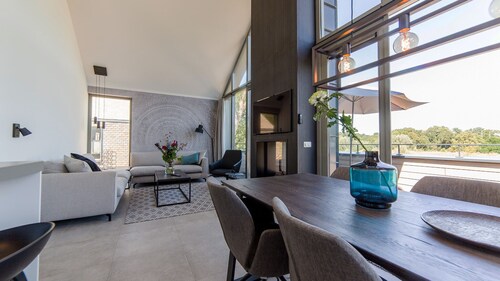 Hertogenvilla wellness waterfront - 3 bedrooms / 3 bathrooms