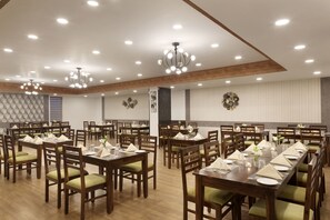International cuisine - Click Hotel Jaipur, Raja Park (Jaipur)