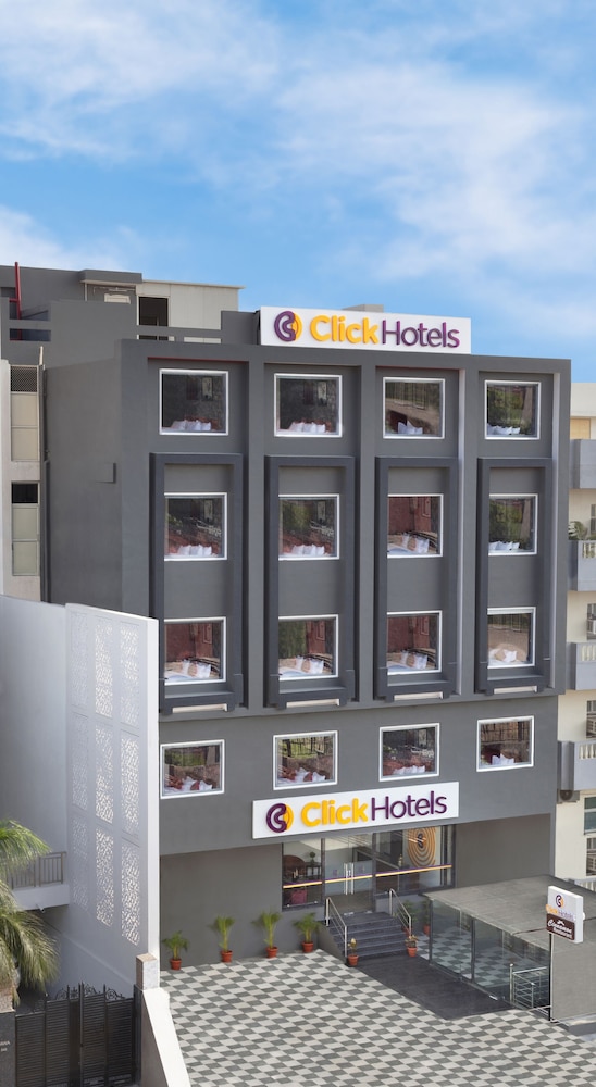 Click Hotel Jaipur by null