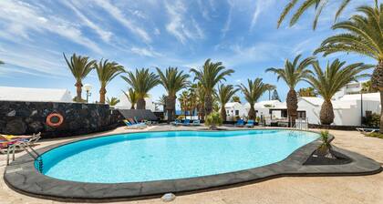 Casa Bastian 24 Lanzarote Beach- Pool