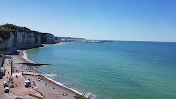 Beach nearby, sun-loungers