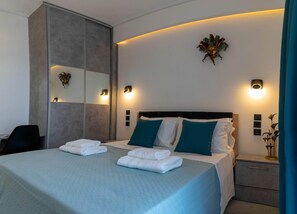 3 間睡房、房內夾萬、熨斗/熨�衫板、Wi-Fi