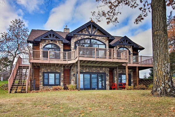 Exterior - Large Bay Lake Lakefront Cabin w/Game Room & Water-View Deck, Dock and more… (Deerwood)