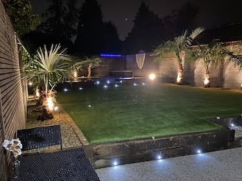 Beautiful Stunning Peaceful 6-bed Showhome Eco Uk