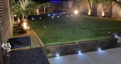 Beautiful Stunning Peaceful 6-bed Showhome Eco Uk