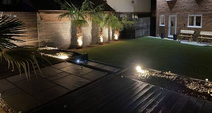 Beautiful Stunning Peaceful 6-bed Showhome Eco Uk