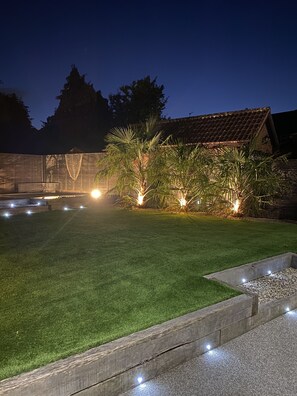 Property grounds - Beautiful Stunning Peaceful 6-bed Showhome Eco Uk (Northampton)