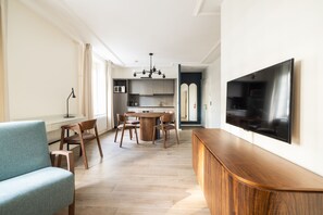 Living area - EMA House Serviced Apartments Unterstrass (Zürich)