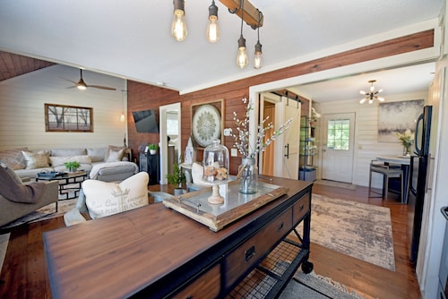 Creekside Cottages : Sneffles Mountain Luxury in Town