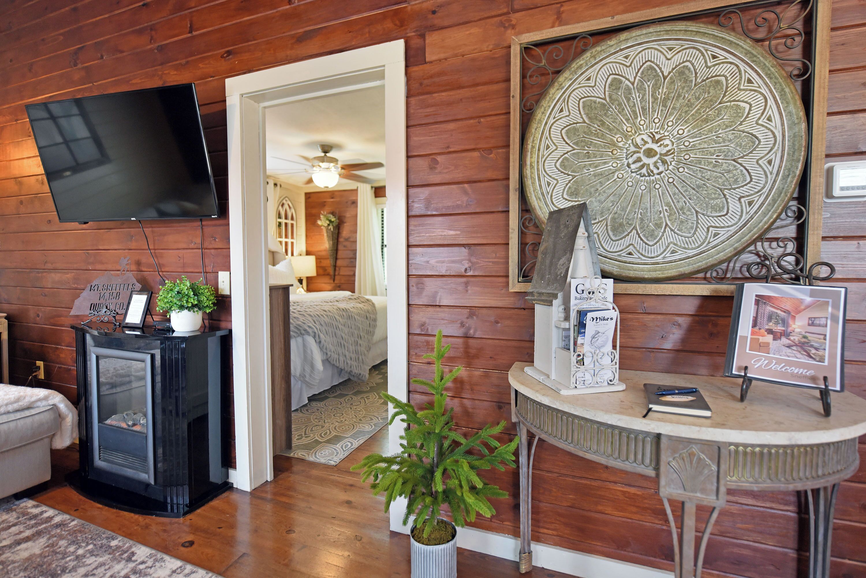 2 quartos, ferros/tábuas de passar roupa, Wi-Fi de cortesia