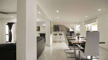 Fridge, microwave, stovetop