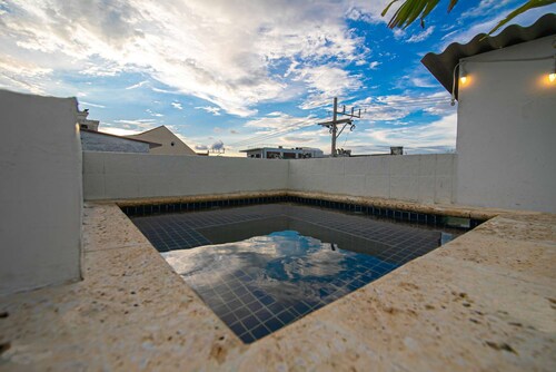 Beautiful 13 Bedroom Beautiful House in the Old City