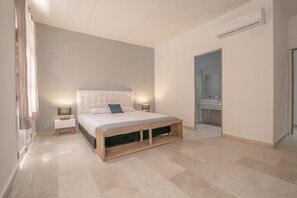 21 bedrooms, in-room safe, free WiFi, bed sheets