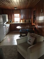 Cottage, 2 Bedrooms | Private kitchen | Fridge, oven, coffee/tea maker, toaster