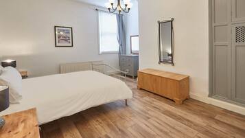 Apartment | 2 bedrooms, free WiFi