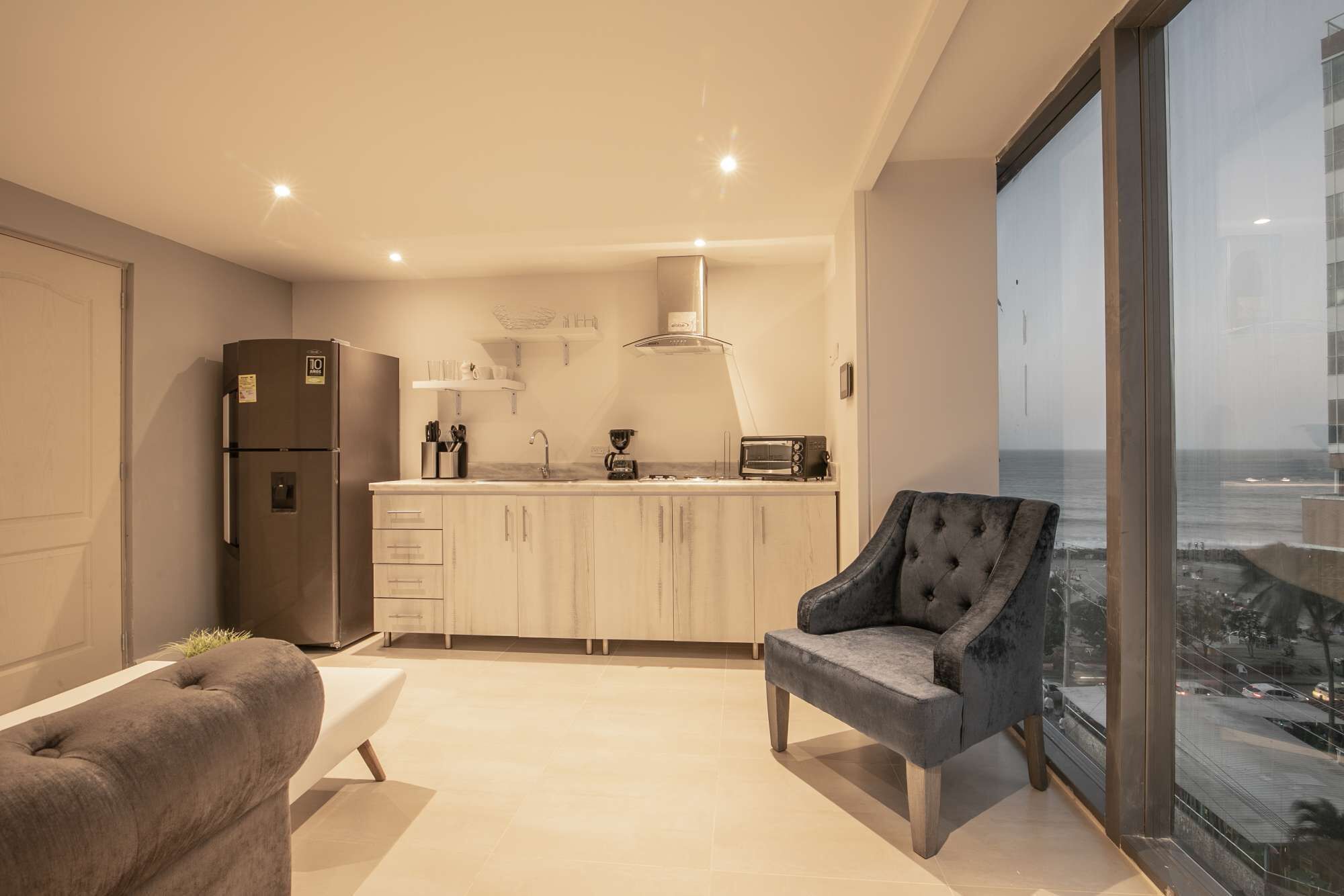 1 BR Modern Apartment in Bocagrande