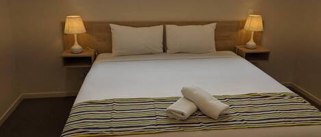 1 bedroom, desk, iron/ironing board, free WiFi