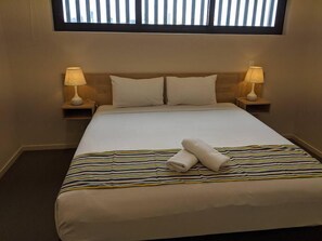 1 makuuhuone, työpöytä, silitysrauta/-lauta, ilmainen Wi-Fi