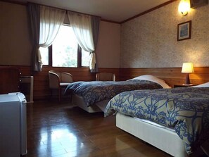 Room - Pondtail (Nikko)