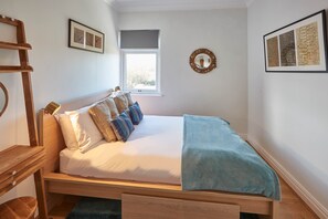 House | 3 bedrooms, premium bedding, free WiFi, bed sheets - Artist House (Saltburn-by-the-Sea)