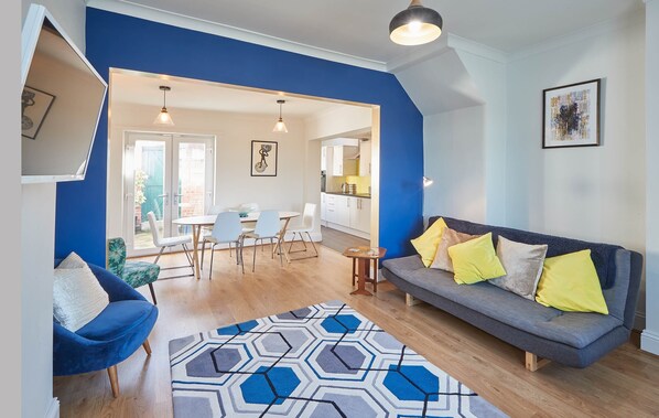 House | Living area | Smart TV