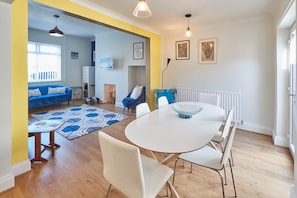 House | Dining room