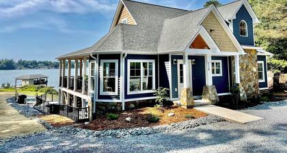 Magnolia Cove, New Lakefront Luxury w/ Covered Decks + Heated Salt Water Pool, Fire Pit & Dock!