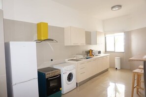 Luxury Apartment | Private kitchen - Stay Liberté 6 (Dakar)