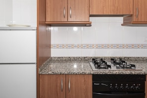 Fridge, microwave, oven, coffee/tea maker