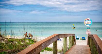 Pass a grille Gulf Way Beachfront 13