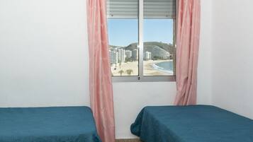 3 Schlafzimmer, Bügeleisen/Bügelbrett, Bettwäsche