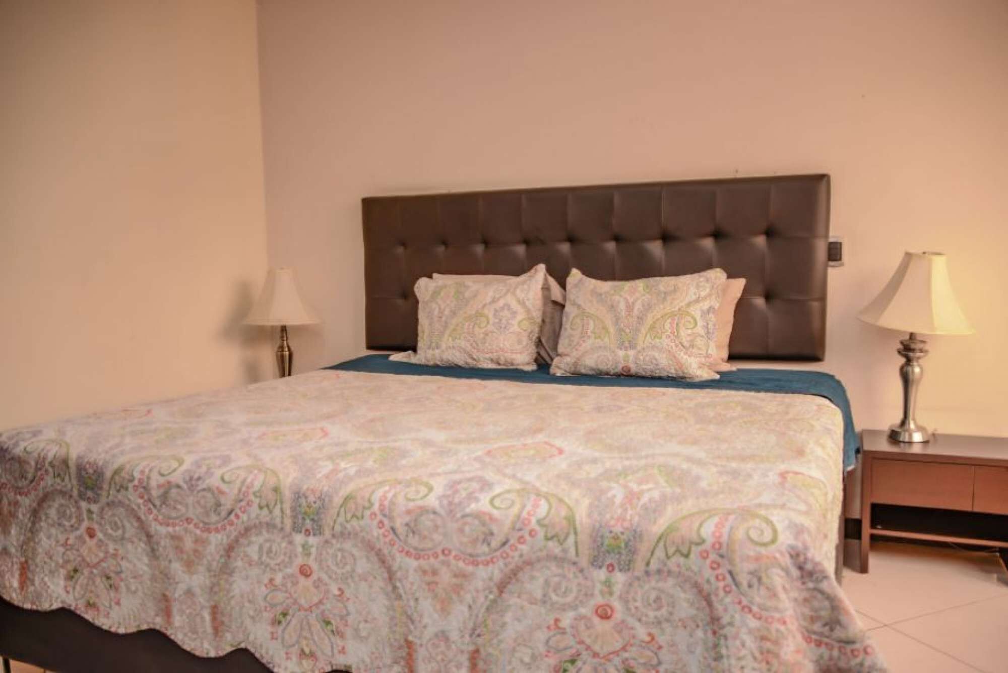 5 Bedroom Combo 3 Bedroom PH and 2 Bedroom 1 floor Below Two Hot tubs