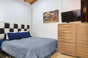 1 camera, una scrivania, ferro/asse da stiro, Wi-Fi