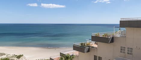 Platja a a prop