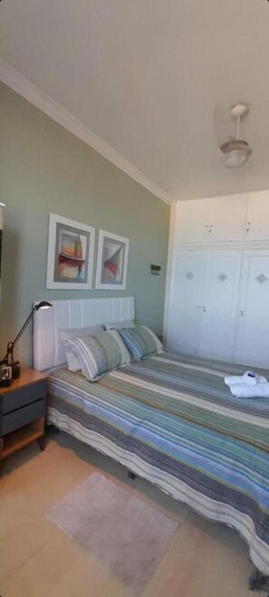 3 chambres, coffre-fort, fer et planche à repasser, Wi-Fi