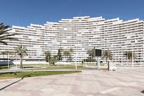 منوع